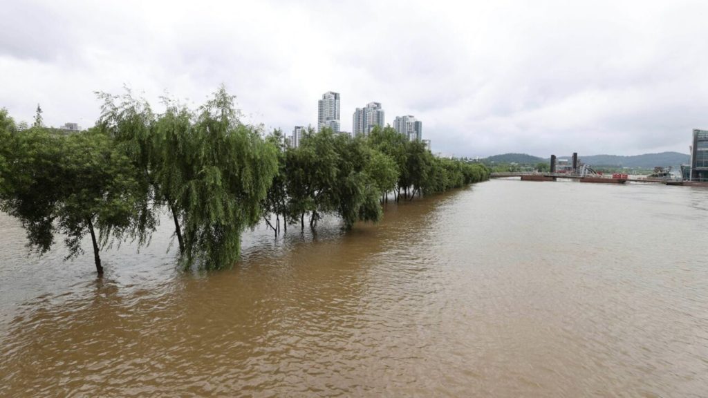 Non political news Korean floods 