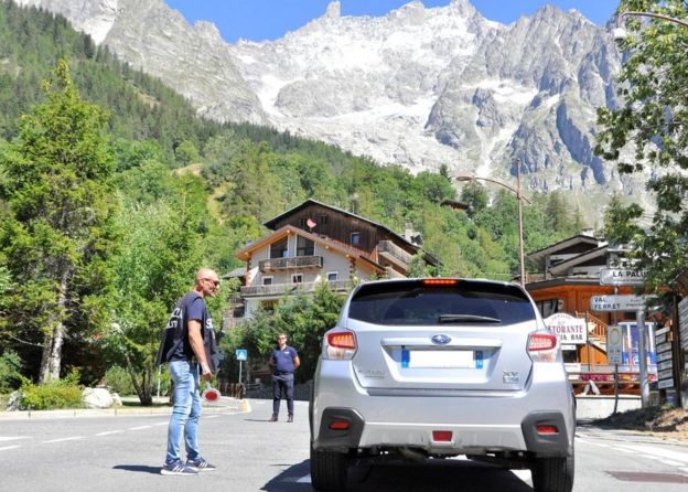 Mont Blanc: Glacier collapse risk forces Italy Alps evacuation