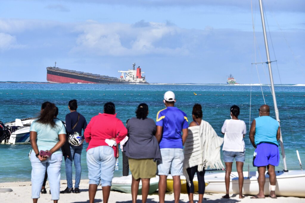 Mauritius Faces Environmental Crisis as Oil Spills From Grounded Ship