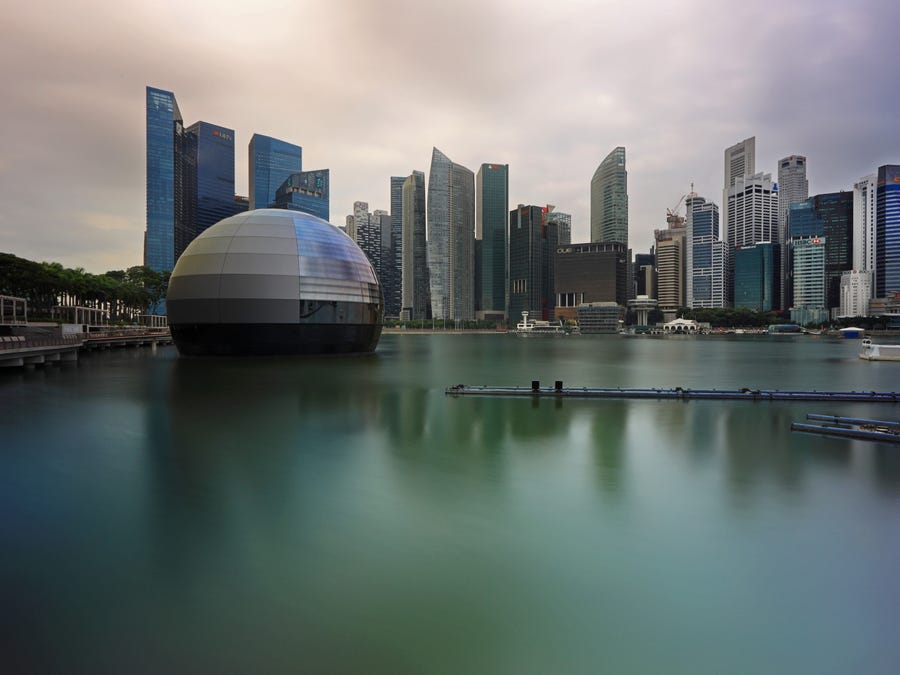 Apple to open its first floating sphere shaped store