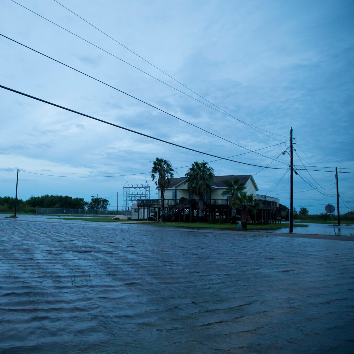 Hurricane Laura Updates: Plows through Louisiana