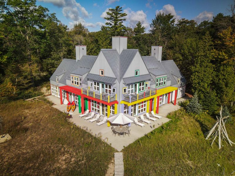 Famous Postmodern ‘Crayola’ House Is for Sale