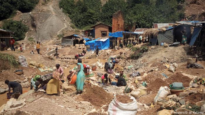 DR Congo: More than 50 killed in gold mine collapse