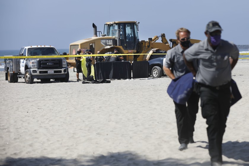Woman crushed to death while lying on beach News without politics Unbiased 

News without politics totally unbiased news
