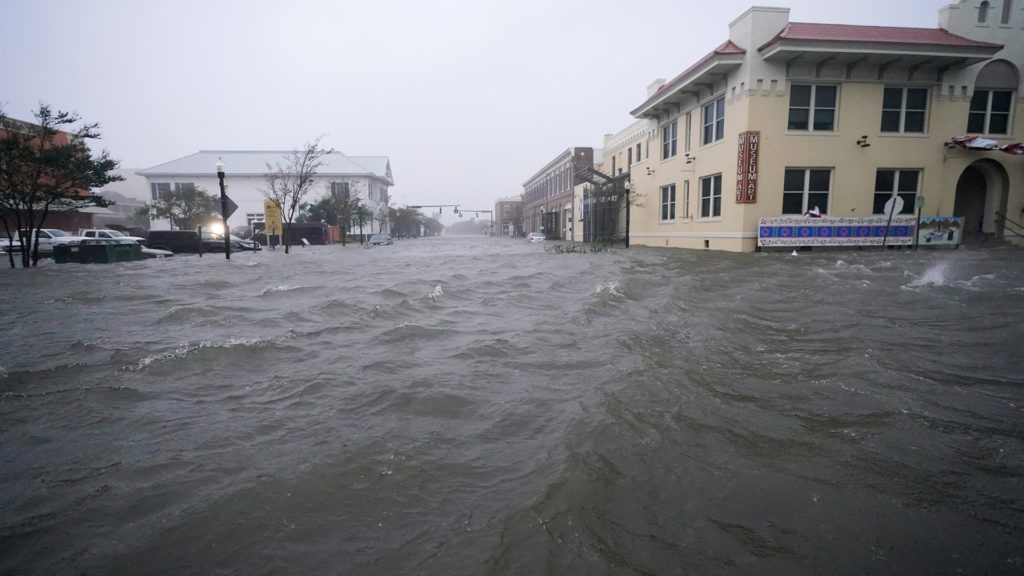 Hurricane Sally unleashes flooding in Gulf Coast