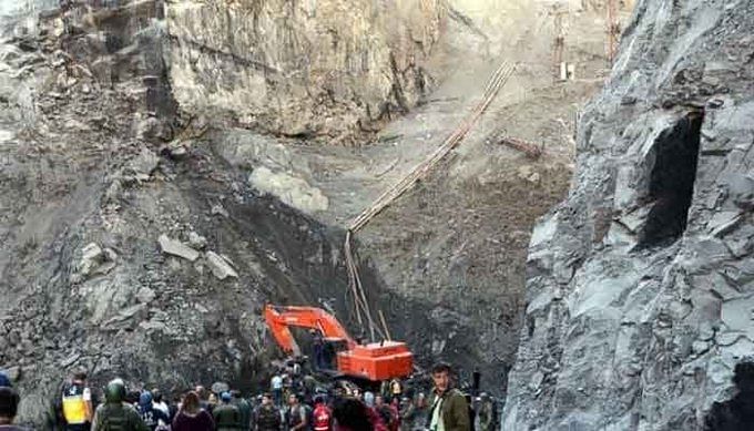 Best unbiased news Pakistan marble mine collapse 