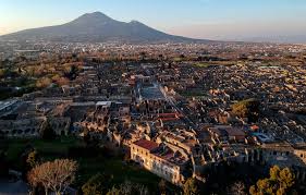 tourist returns stolen Pompeii artifacts, most unbiased news- News Without Politics