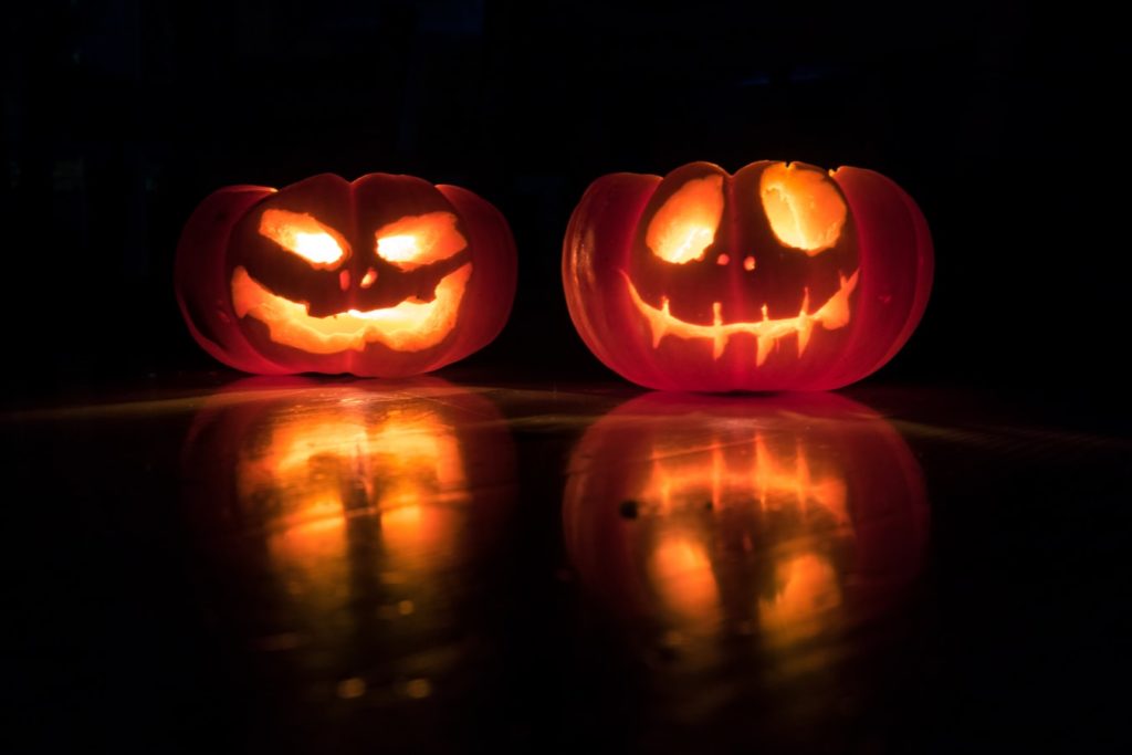 Homeowner Wins Halloween-2020 yard decoration, Happy Halloween, News Without Politics, unbiased