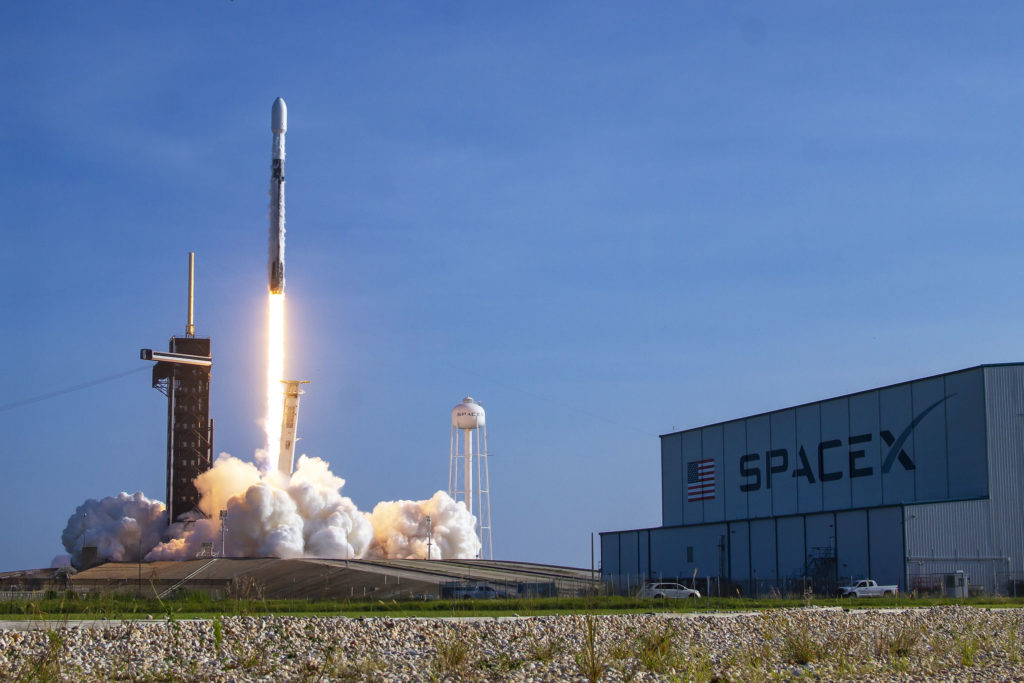 SpaceX launching tonight, News Without Politics, non political news source, unbiased