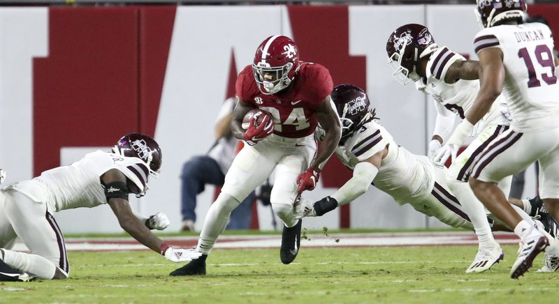 Alabama RB Sanders out indefinitely after surgery