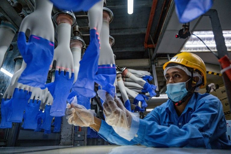 Top world surgical glove maker shuts factories