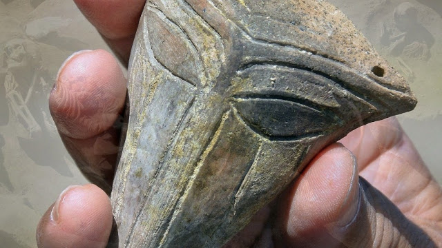 Ancient mask discovered News other than politics Non political News without politics Totally unbiased news without politics