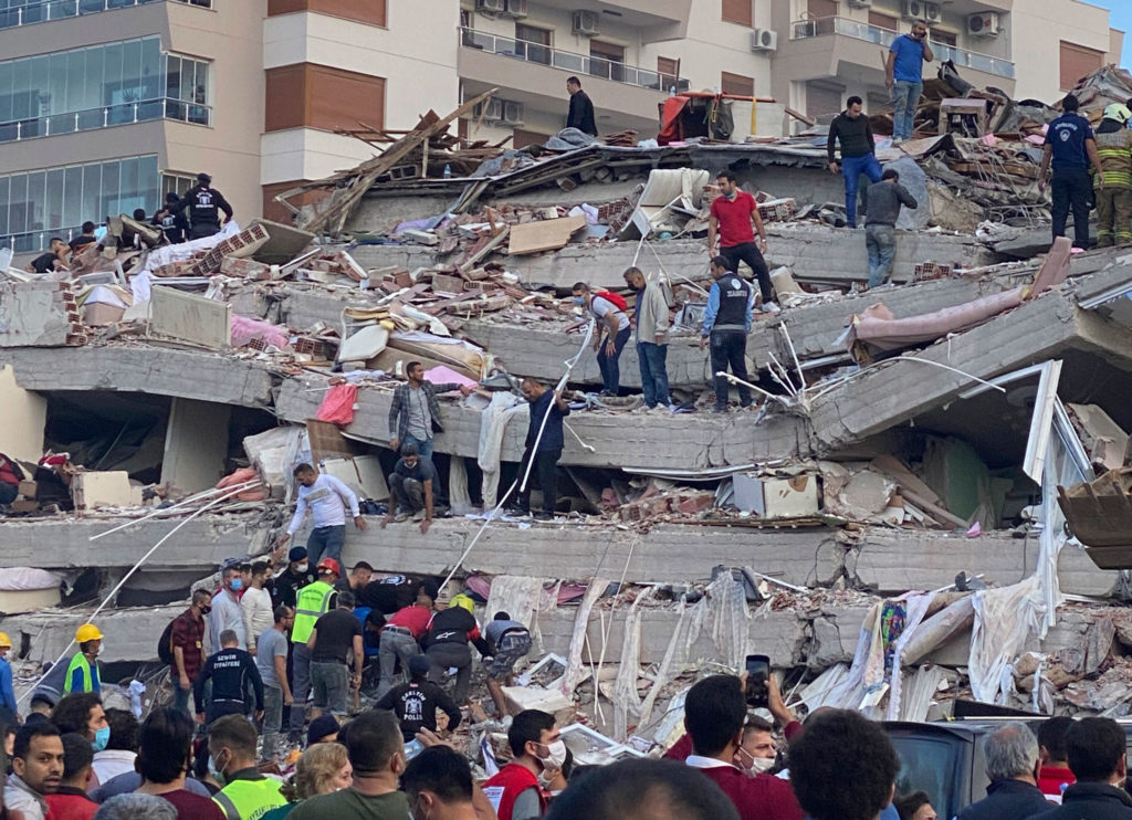 Nonpolitical News about earthquake in turkey without politics Unbiased news without politics, rescuers pull survivors from the rubble