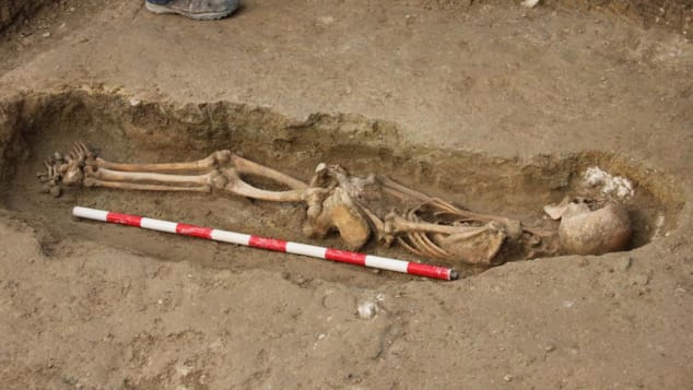 nonpolitical news Archeologists in Spain find 400 tombs in ancient Islamic necropolis unbiased