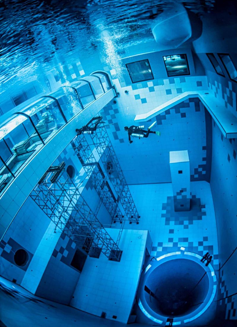 most deepest pool in the world