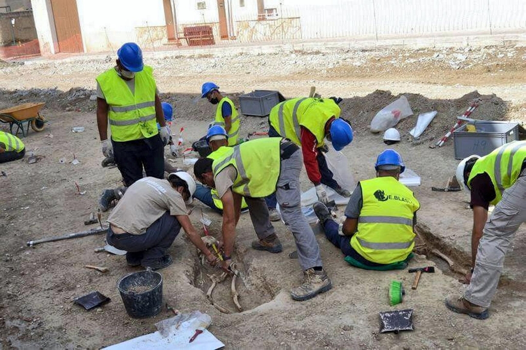 Ancient Islamic burial ground in Spain discovered News other than politics Non political News without politics Totally unbiased news without politics