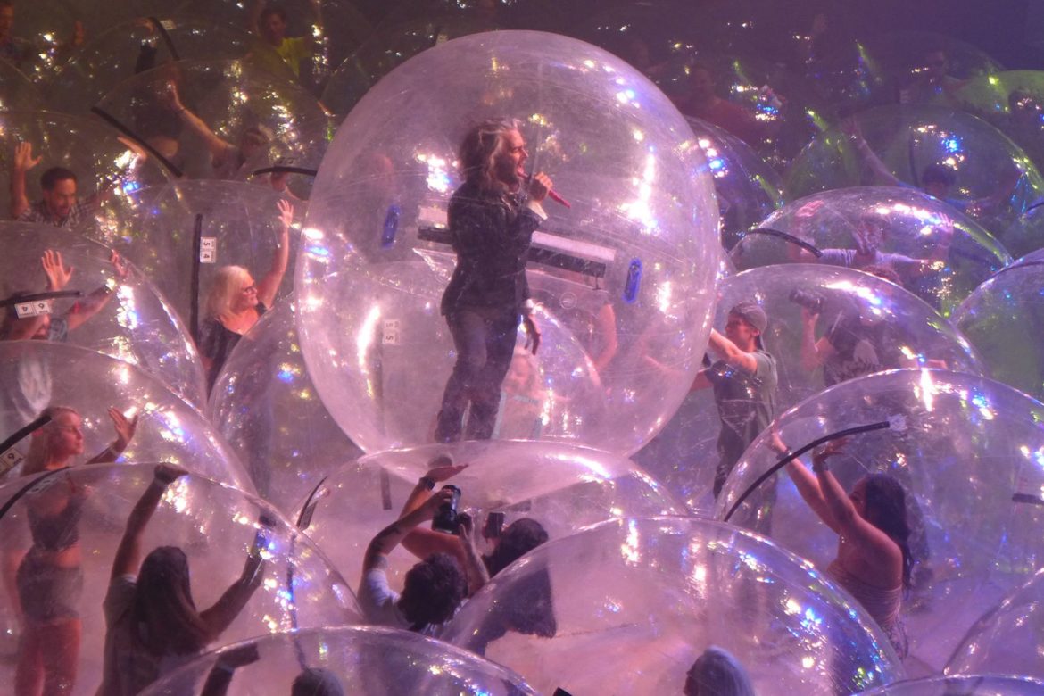 Flaming Lips Forced to Postpone ‘Space Bubble’ Shows Due to COVID-19 Spike