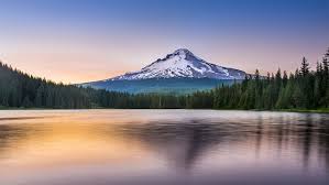 Unbiased News without politics alls into volcano vent on Oregon's Mount Hood non-political Online news