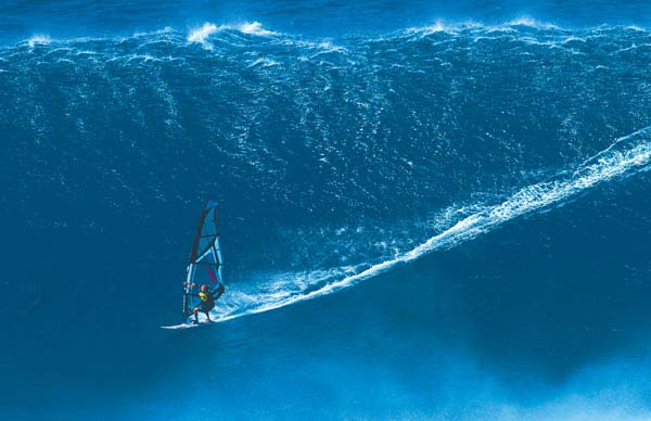 Women’s world record: windsurfing largest wave
