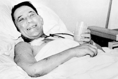 Story: world's first human heart transplant-this day in history, most interesting non political news, a story worth telling, learn more about Louis Washkanksy at News Without Politics