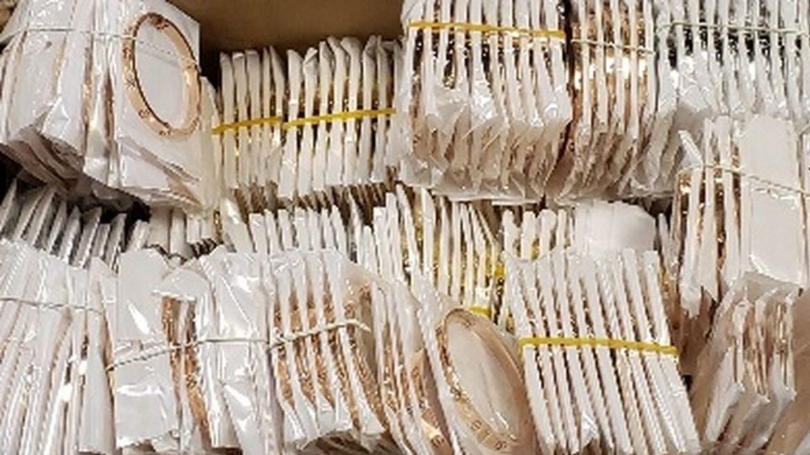 Federal agents seize $8M in fake jewelry