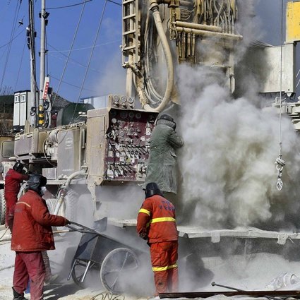 chinese gold workers rescued News with no media bias News not politics Happy news Non political newspaper Non Political news stories