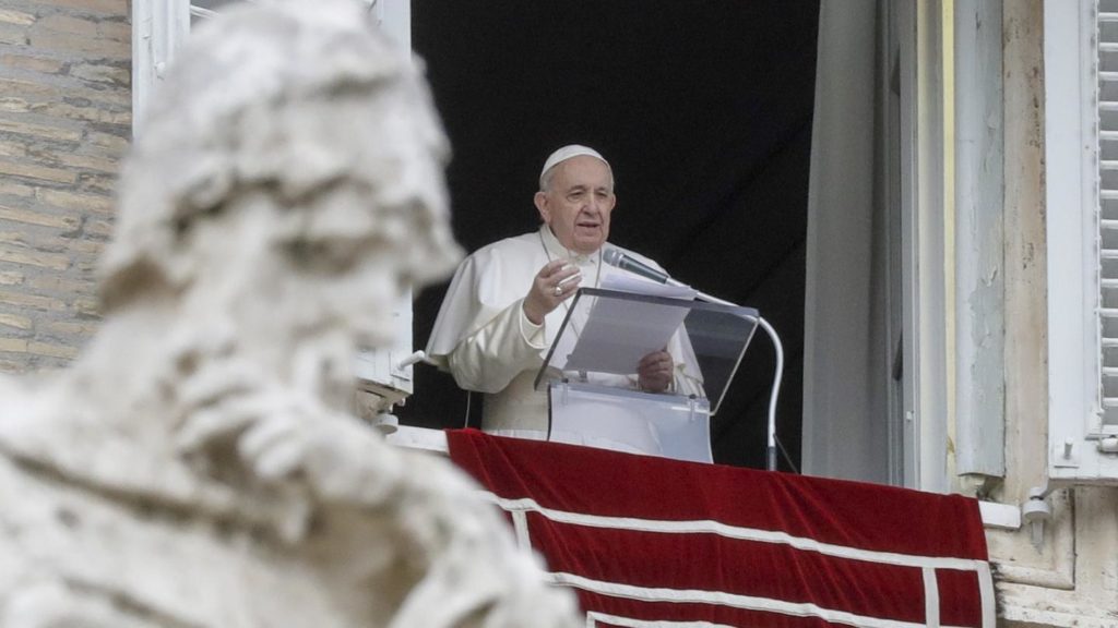 Pope Francis to have COVID-19 vaccine next week, follow News Without Politics for updates on COVID-19 vaccinations, Vatican, reliable news other than politics