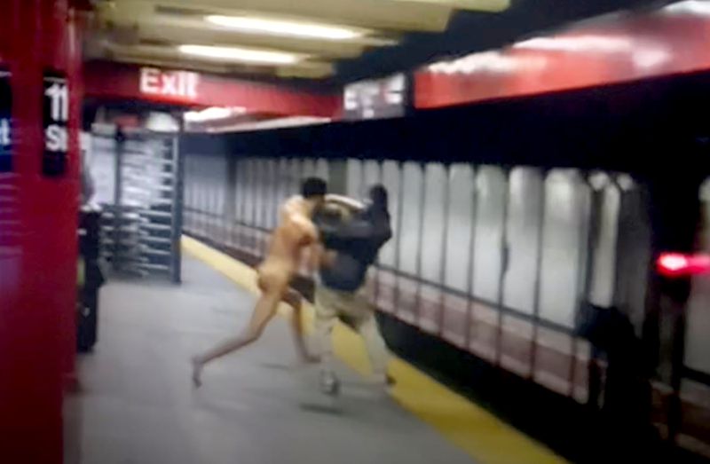 Naked subway shover killed: was off his meds, follow News Without Politics, NWP, top news other than politics, unbiased news, New York City,