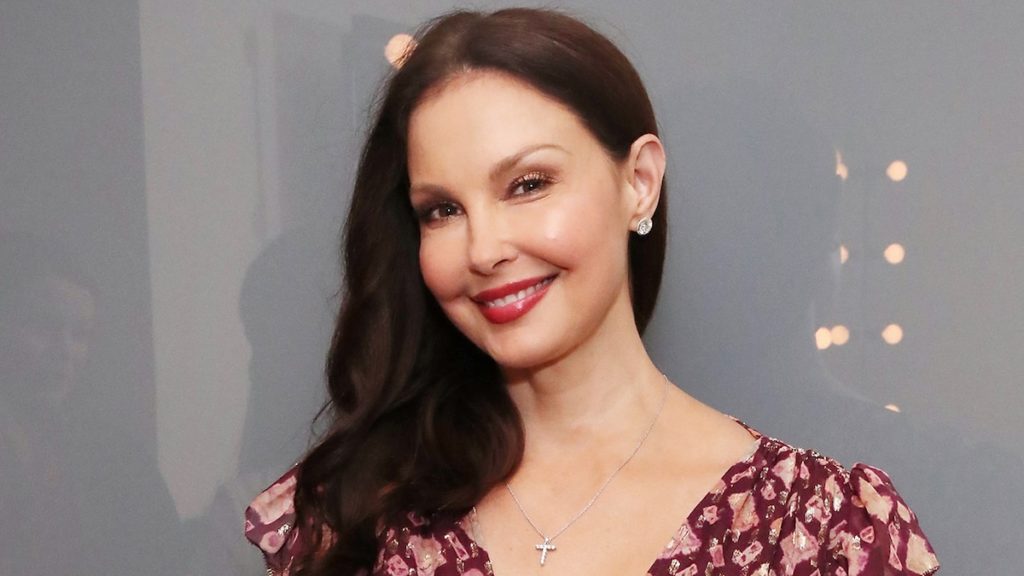 Ashley Judd's 'Grueling 55-Hour' Rescue Mission, follow News Without Politics, NWP, accident, leg injury, Congo