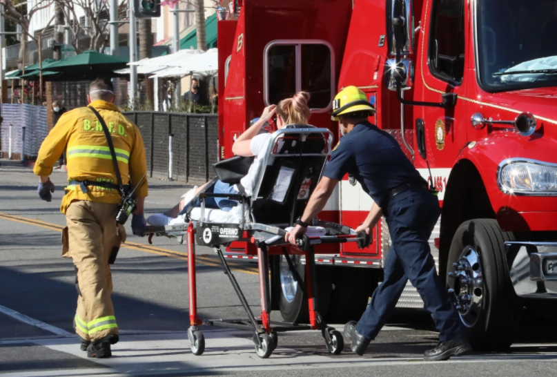 restaurant, Beverly Hills shooting-robbery at famous eatery!, follow News Without Politics, NWP, top credible non political news source, food, California, Los Angeles