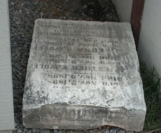 Woman finds 1899 tombstone at new home