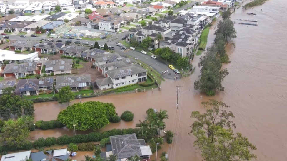 Australia floods: 18K evacuated, hundreds rescued