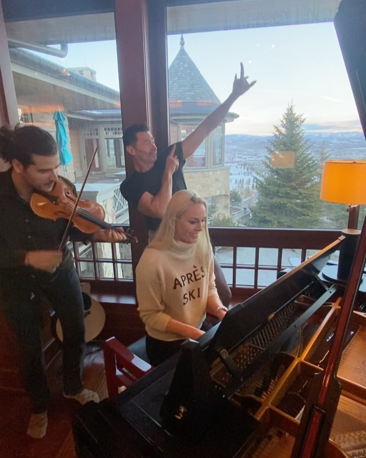 Lindsey Vonn & Hugh Jackman jam out together  , NWP, subscribe to News Without Politics, ski, Utah, sing, no bias news daily