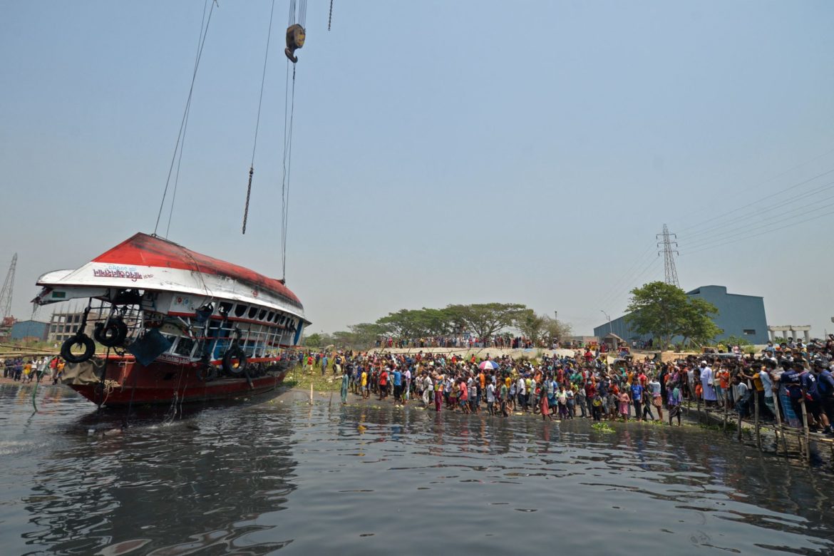 Dozens dead as ferry capsizes in the Shitalakhsya