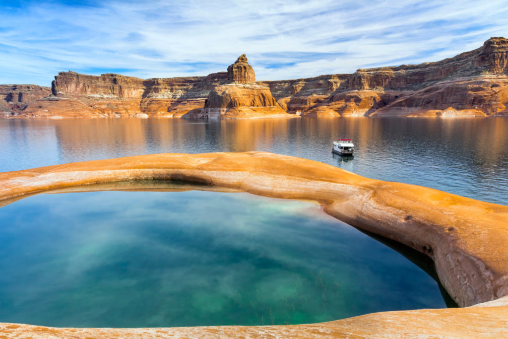 Family makes extraordinary discovery!, family trip, stay informed from News Without Politics, NWP, top non political news, Lake Powell