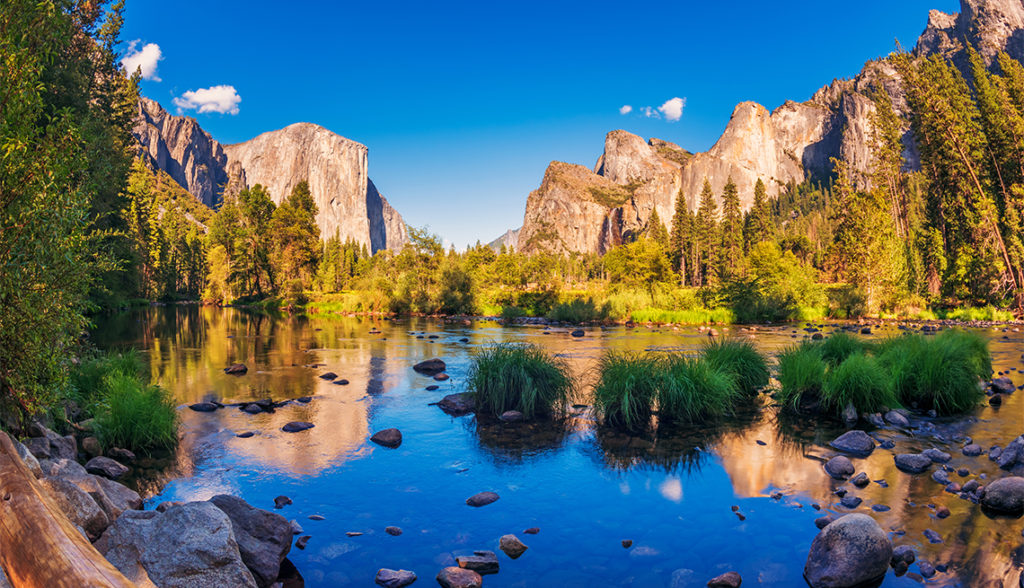 Valley view in Yosemite National Parknews-Alternative nonpolitical politics news without politics -News not about politics