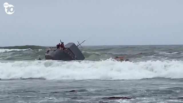 3 dead, 27 hospitalized as boat capsized off San Diego coast