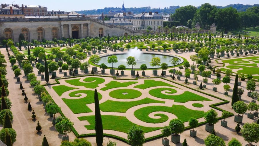 palace Versailles -Alternative news without politics-Least biased news-Neutral news-Totally unbiased news without politics-