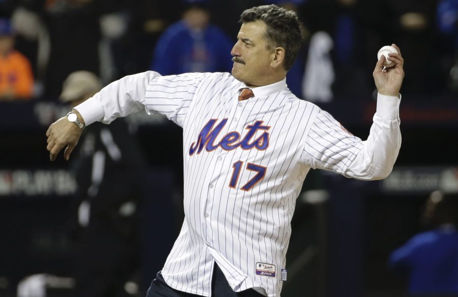 Keith Hernandez falls off edge of hot tub-ER