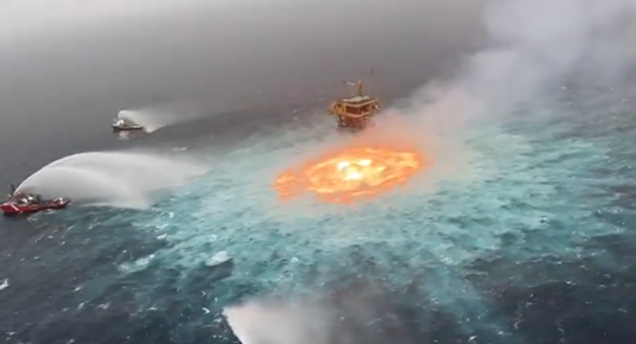 Huge Gulf of Mexico fire – ruptured pipeline