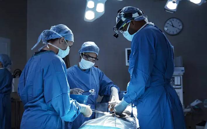 Kidney transplant: organ placed in wrong patient