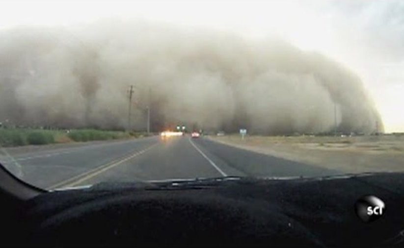 Blinding sandstorm leads to fatal pile up in Utah