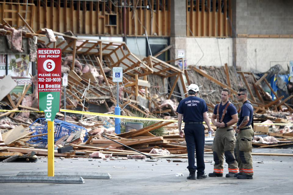 unbiased news Vegas grocery storefront collapses non-political news best news 