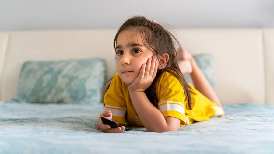 Children born extremely preterm effected by high daily screen time, learn more from News Without Politics, NWP, subscribe here, health and wellness, science, top unbiased news source