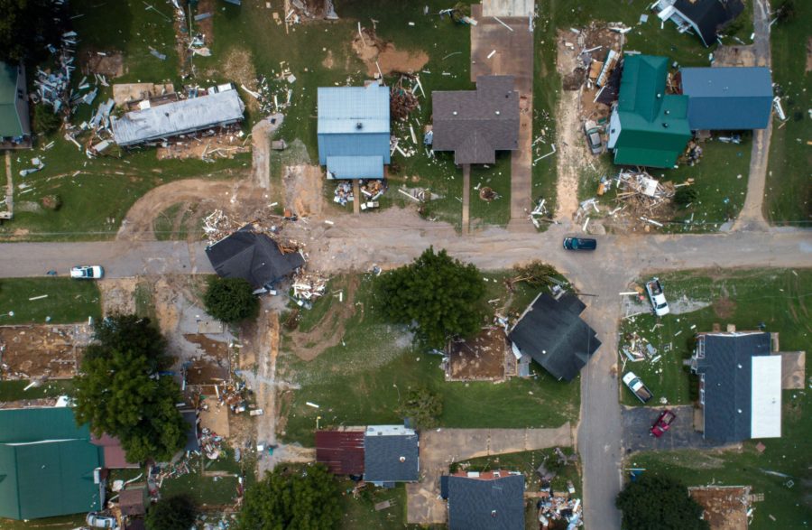 good deeds, Anonymous Donor Covers Funeral Costs for All 20 People Killed in Devastating Tennessee Floods, stay informed without bias, follow News Without Politics, NWP, subscribe here, human interest