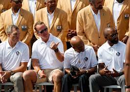 Peyton Manning delivers- making quick work of Pro Football Hall of Fame speech, follow News Without Politics, NWP, subscribe here, NFL, sports, unbiased news source today