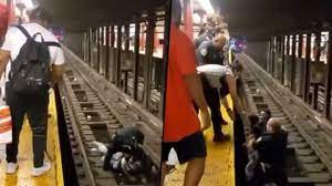 unbiased news subway rescue News Without politics