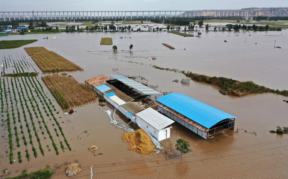 Massive floods, nearly 2 million displaced in  China