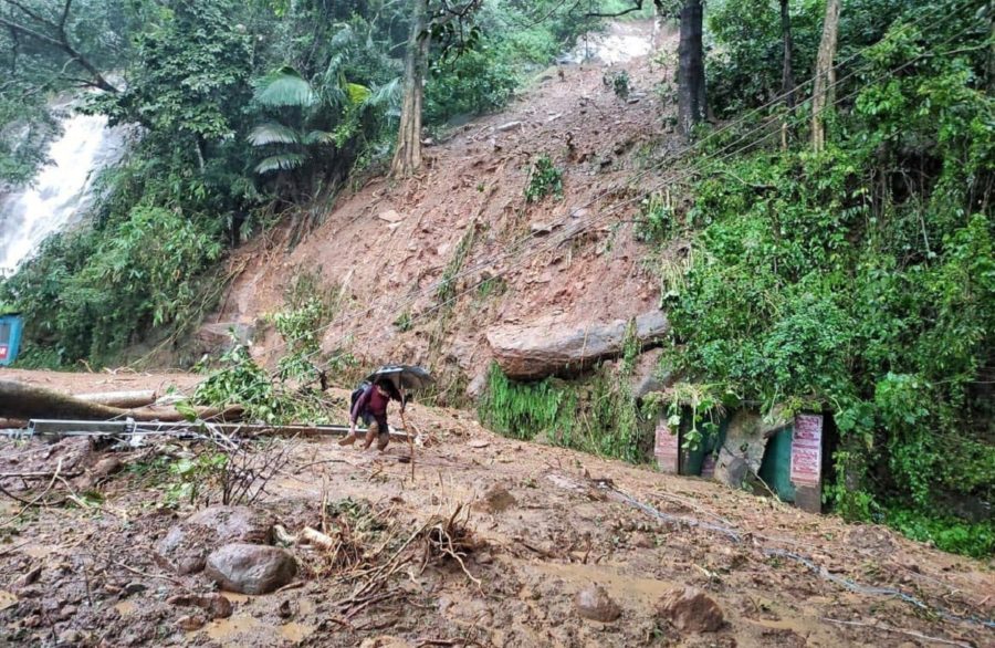 News other than politics-flooding in India-Nonpolitical-News-news source without politics-Real news nonpolitical news without commentary