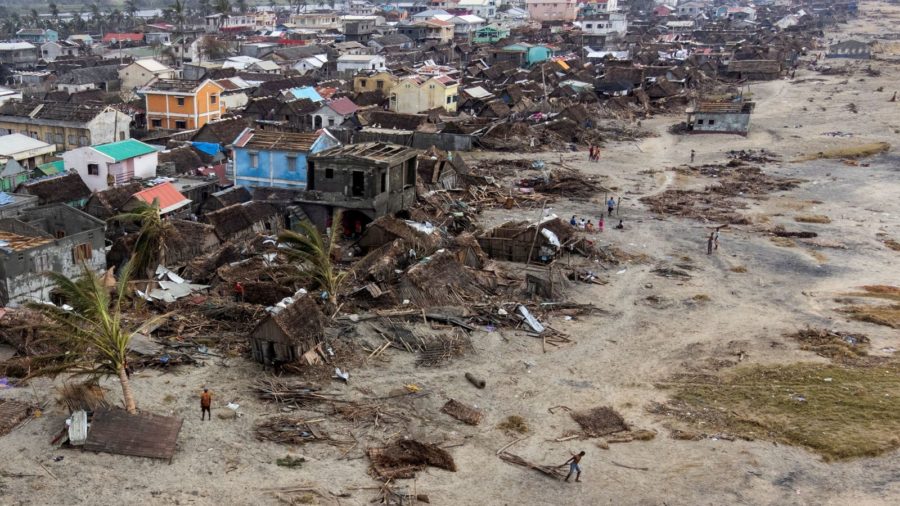Multiple crisis from cyclone in Madagascar